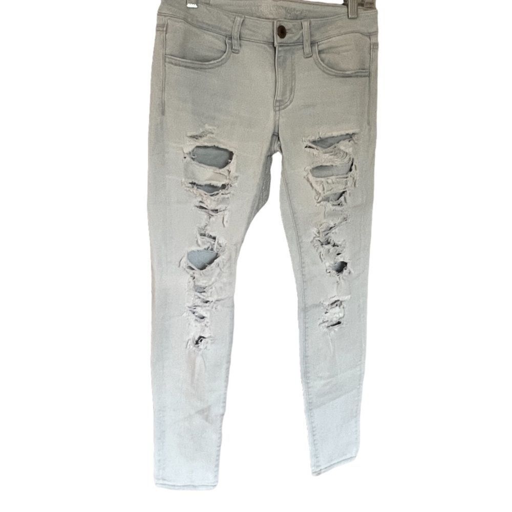 American Eagle Super Low Rise Destroyed Jegging